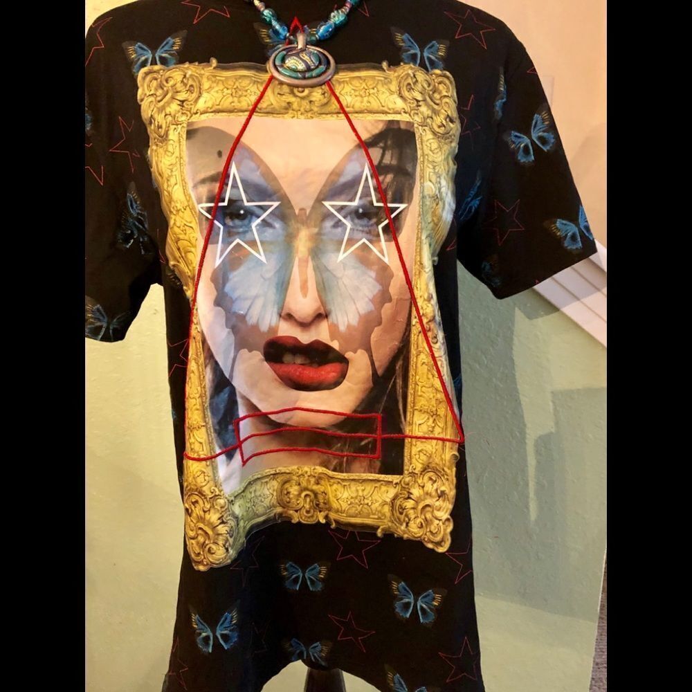 Fun trendy shirt by Double Needle in Large